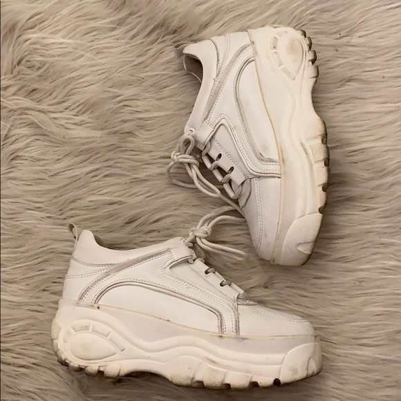 madden girl chunky sneakers